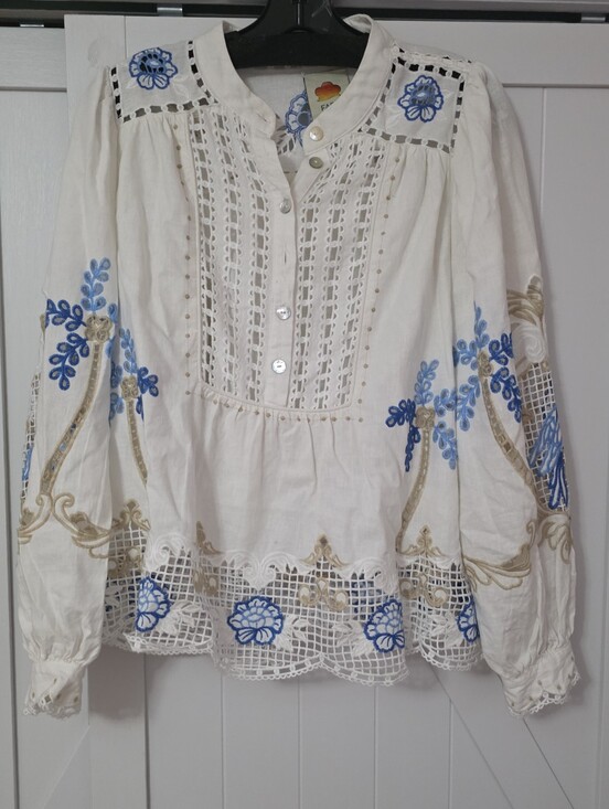 FARM Rio Tops - Farm Rio Romantic Richelieu Off-White Blouse